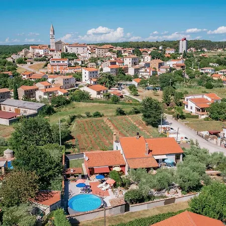 In - Istrien 53419 Apartamento Višnjan