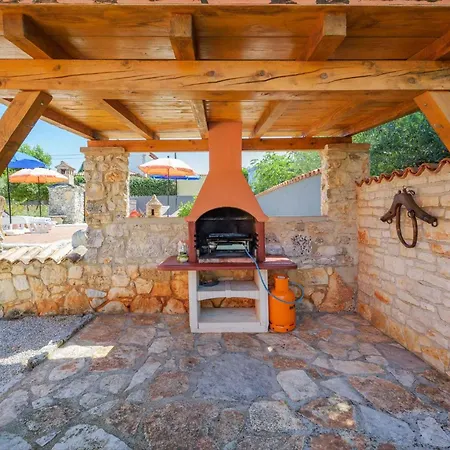 In - Istrien 53419 * Višnjan